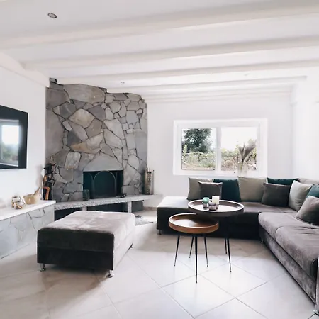 Vakantiehuis Moute House By Corfuescapes *