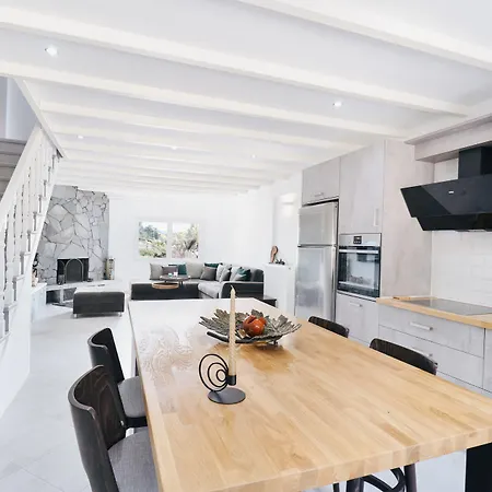 Vakantiehuis Moute House By Corfuescapes