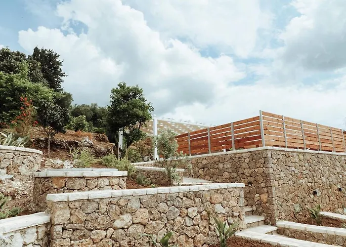 Moute House By Corfuescapes *