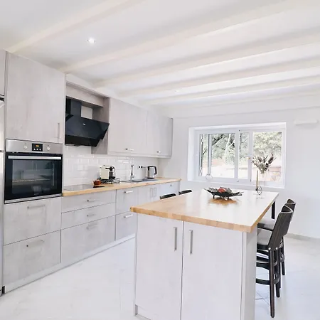 Moute House By Corfuescapes Agioi Douloi